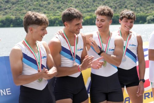 4x Under 19 M